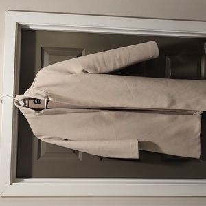 Womens zara trench coat size medium